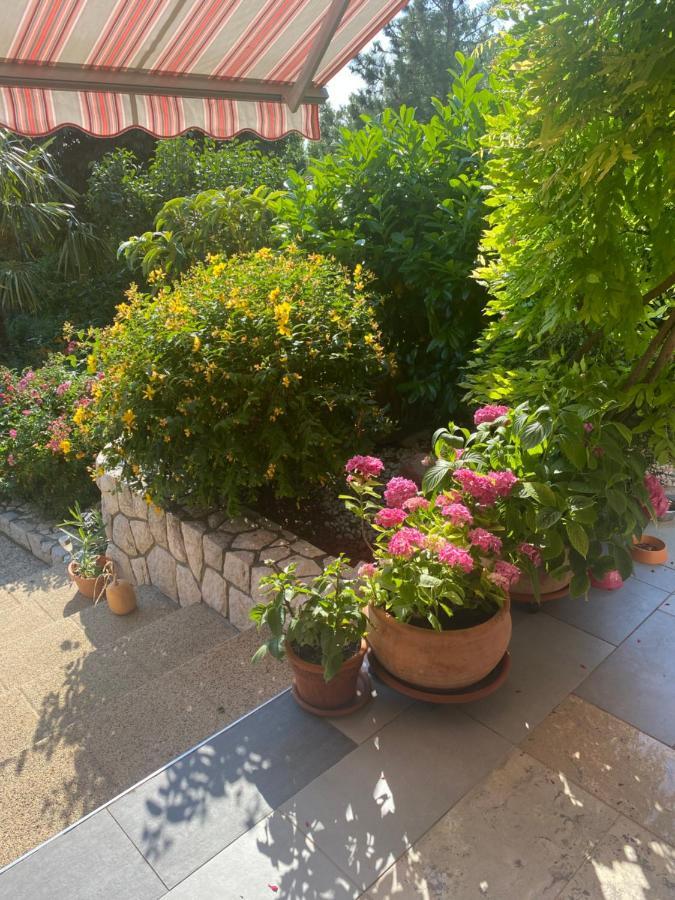 Apartment Jelena Crikvenica Exterior foto