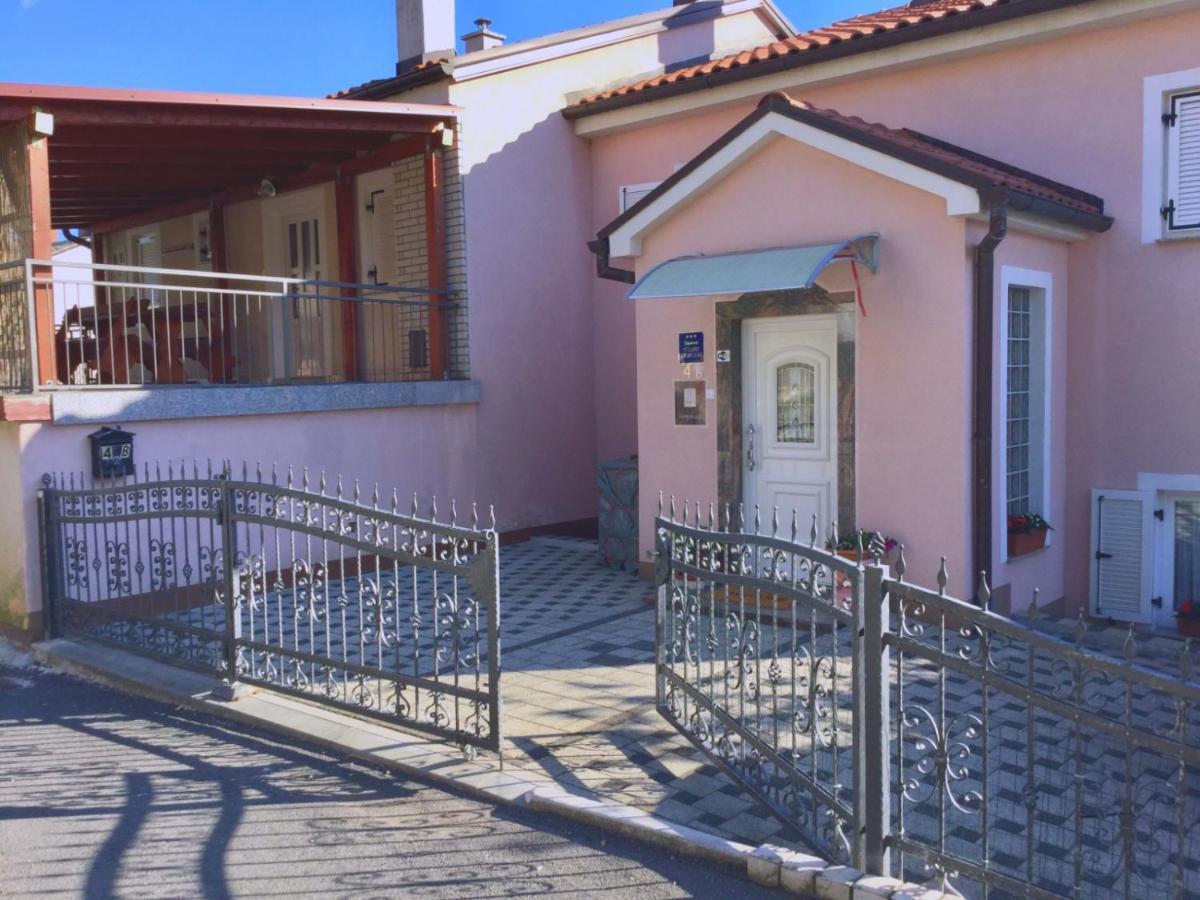 Apartment Jelena Crikvenica Exterior foto